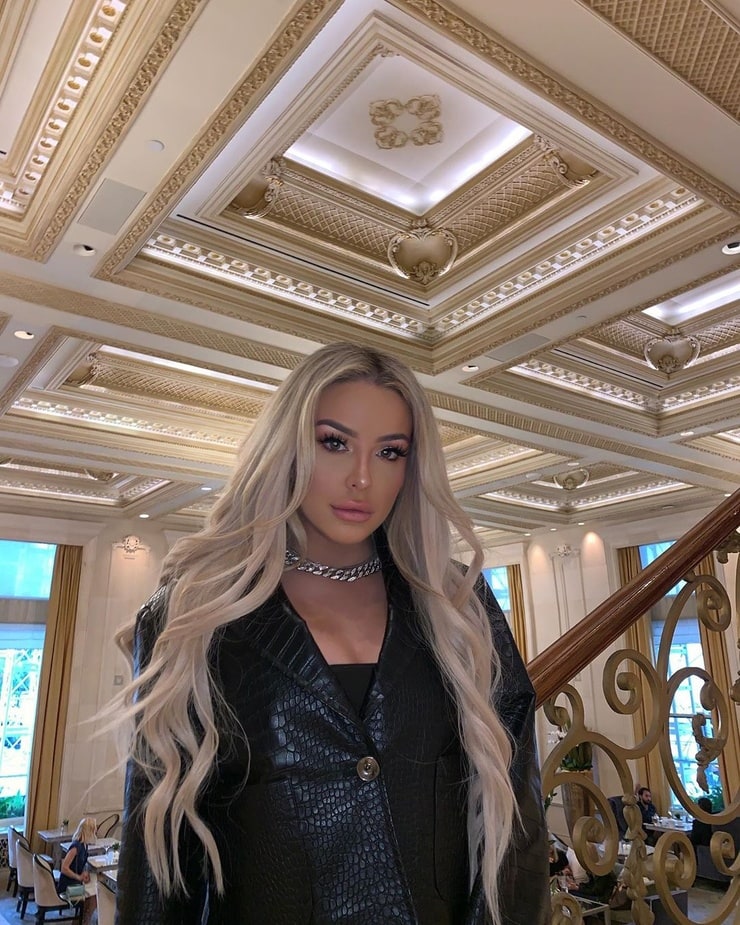 Tana Mongeau