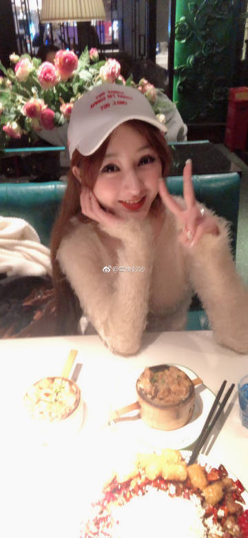Ella Li Qian Qian