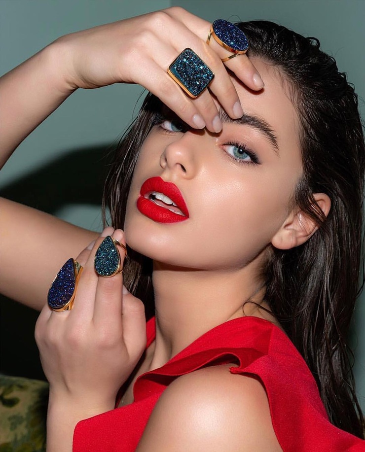 Yael Shelbia Yael Shelbia
