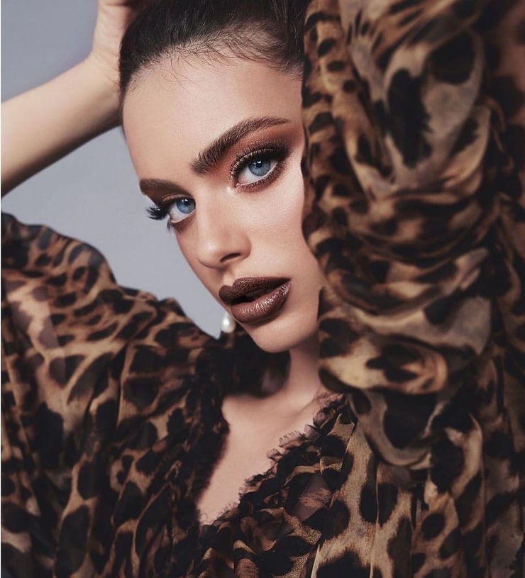 Yael Shelbia Yael Shelbia