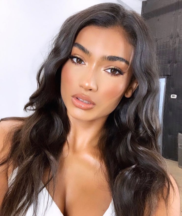 Picture of Kelly Gale