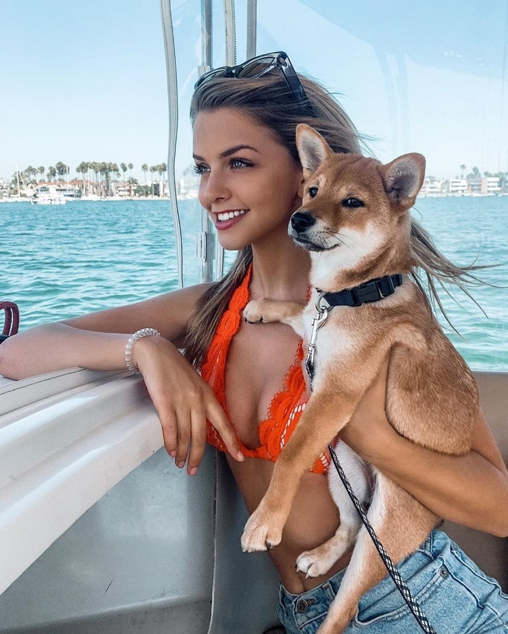 Marina Laswick Marina Laswick