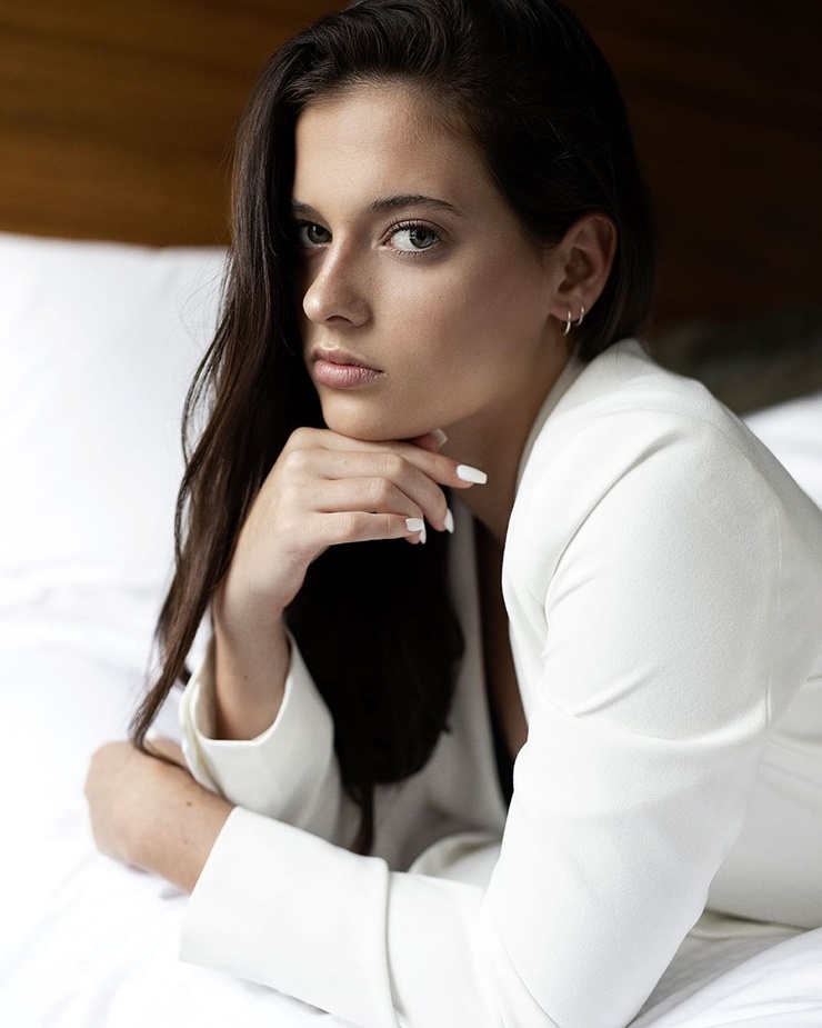 taya brooks