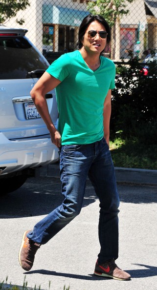 Sung Kang