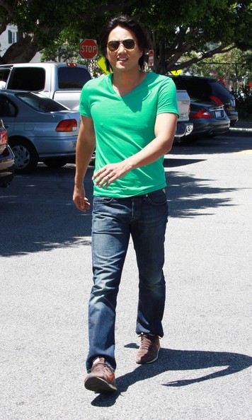 Sung Kang
