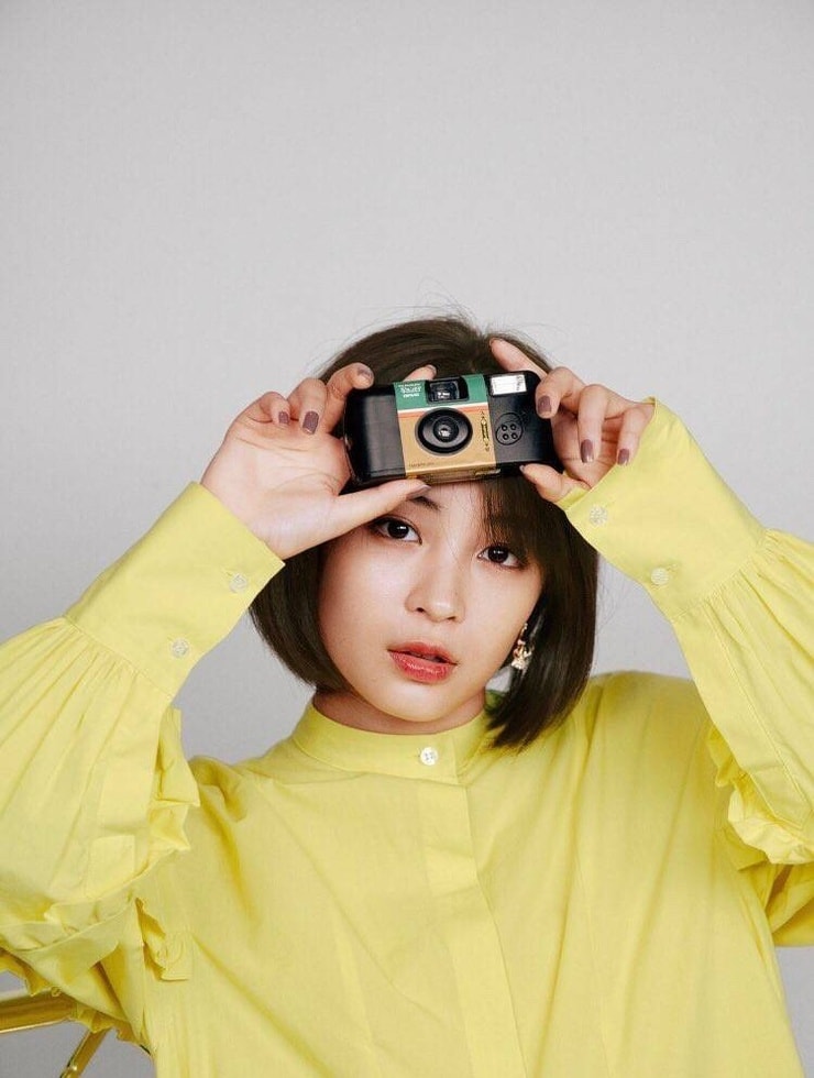 Suzu Hirose