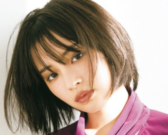 Suzu Hirose