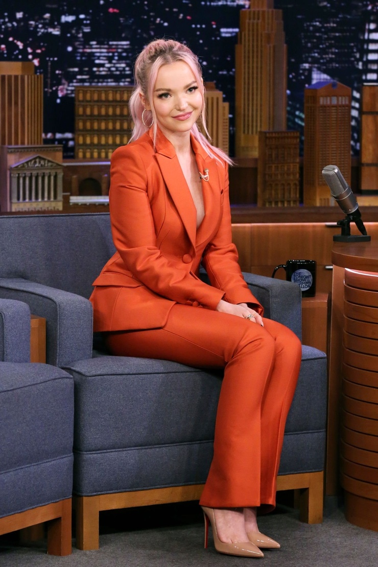 Dove Cameron