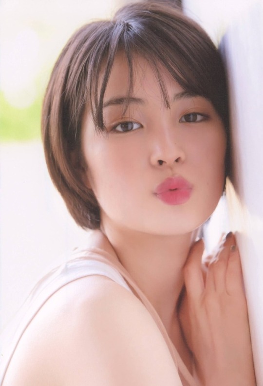 Suzu Hirose Suzu Hirose