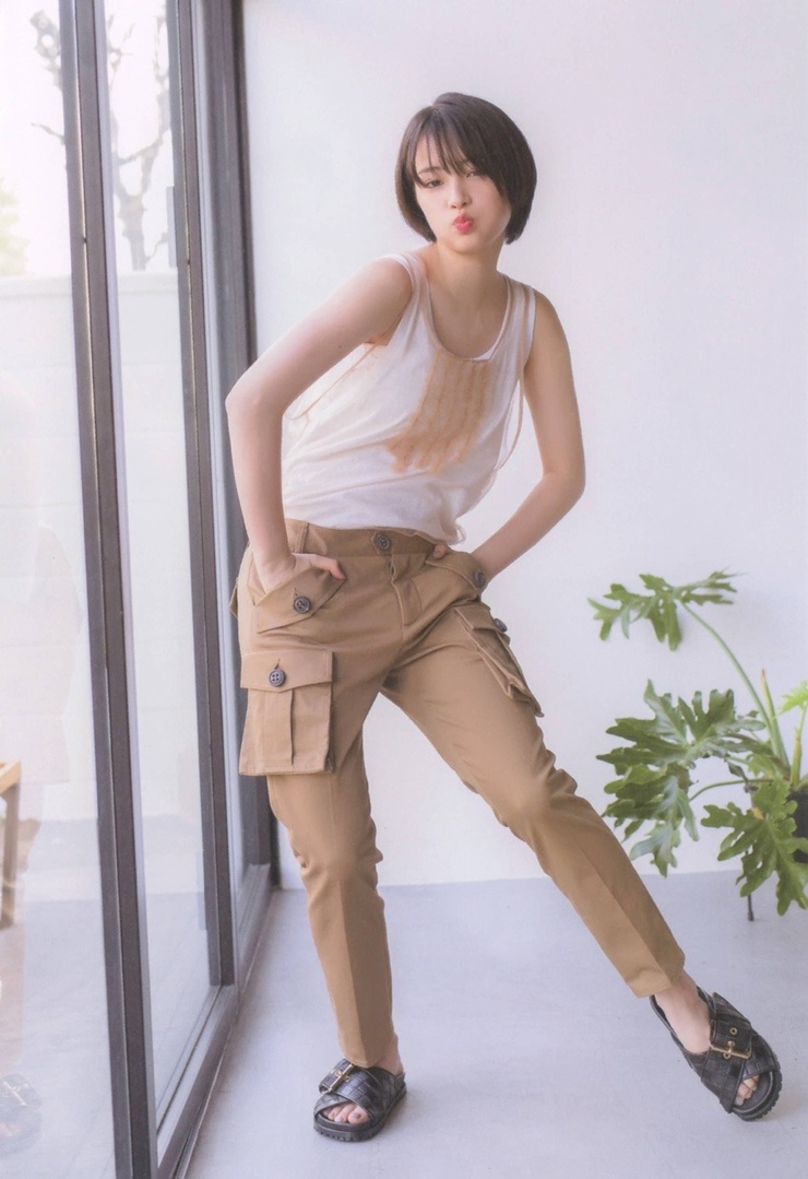 Suzu Hirose Suzu Hirose
