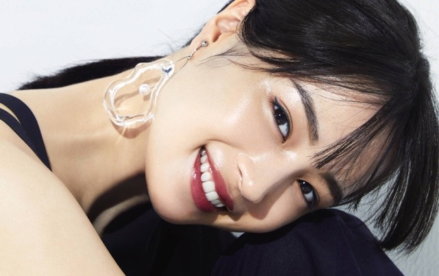 Suzu Hirose Suzu Hirose