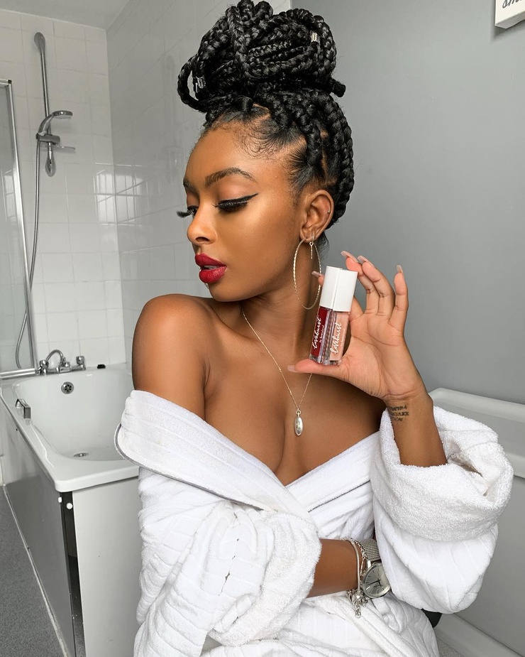 Jourdan Riane