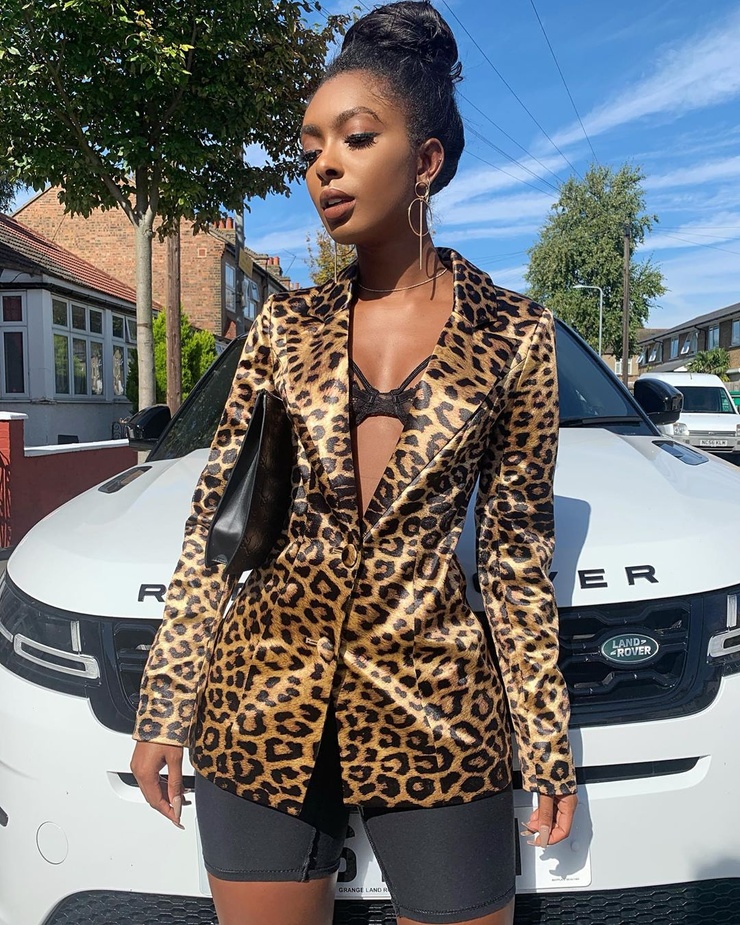 Jourdan Riane