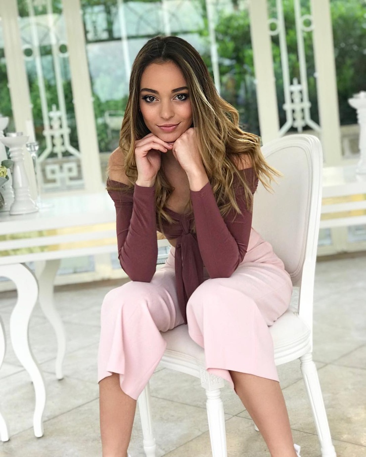 Celine Schrenk