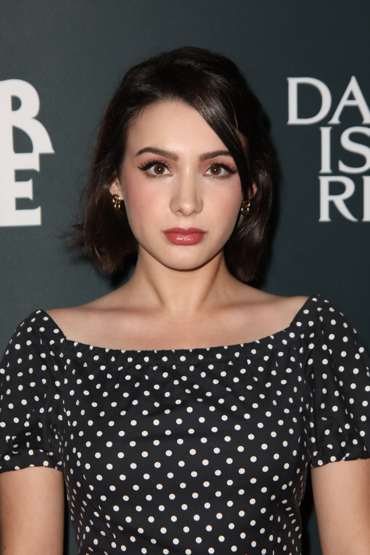 Hannah Marks Hannah Marks