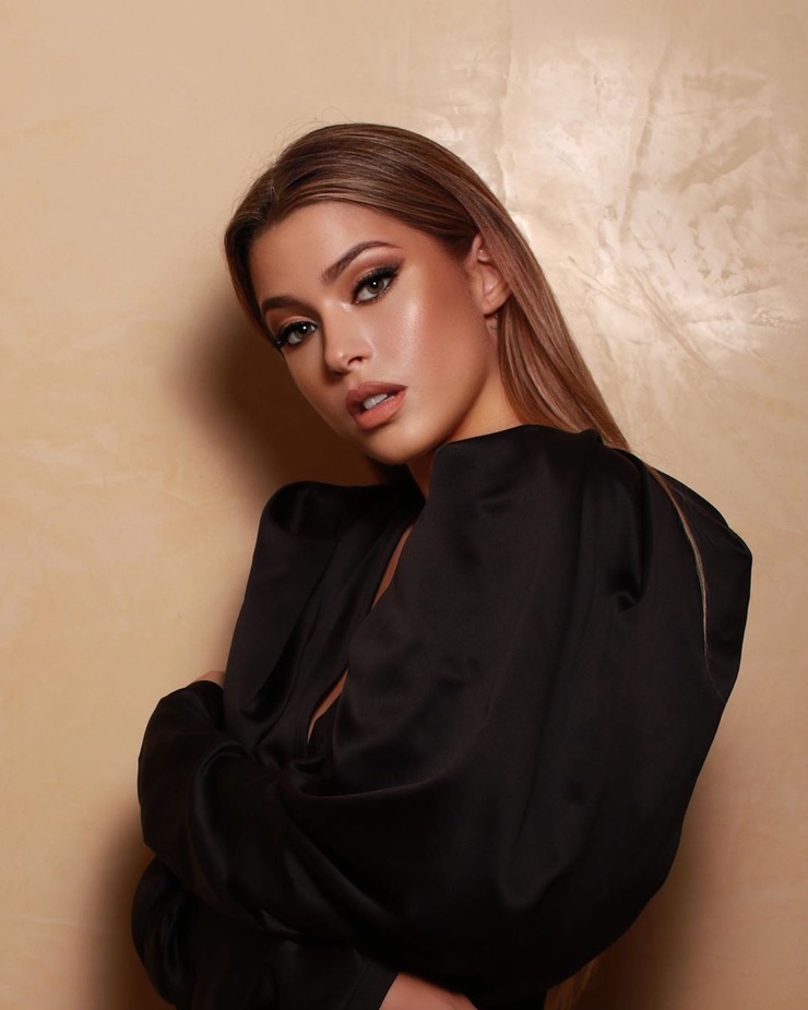 Natalia Paragoni Natalia Paragoni
