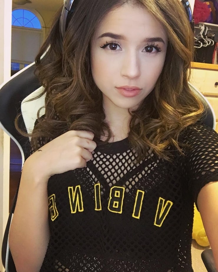 Picture of Pokimane