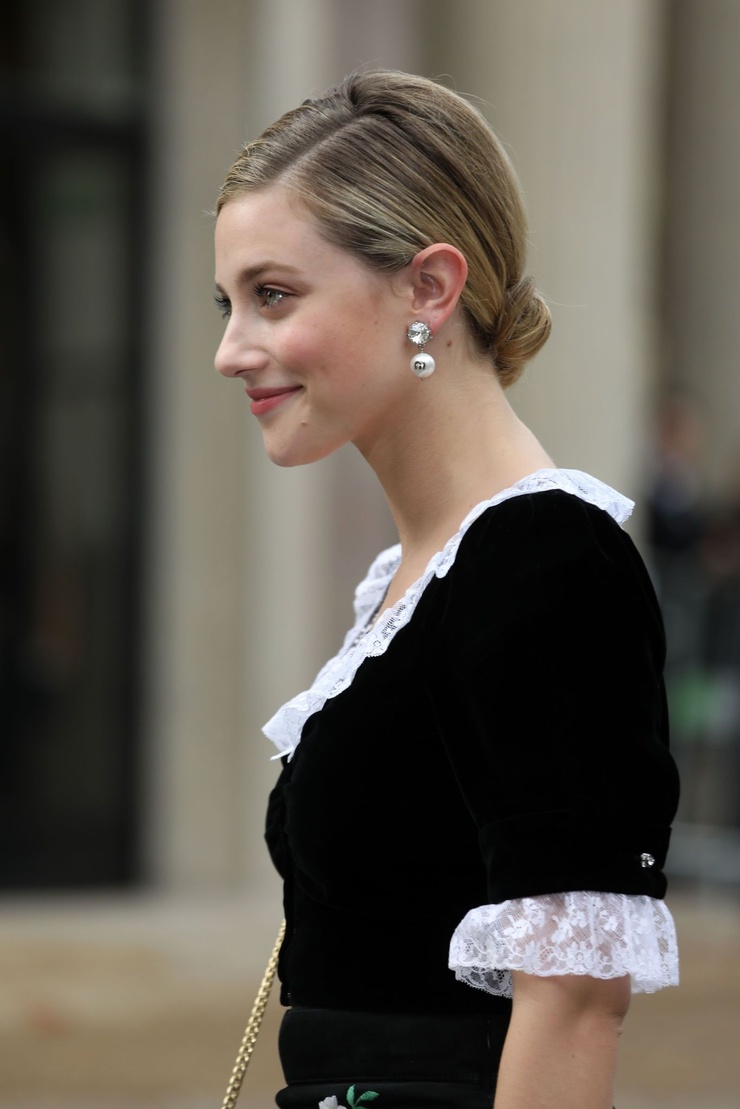 Lili Reinhart