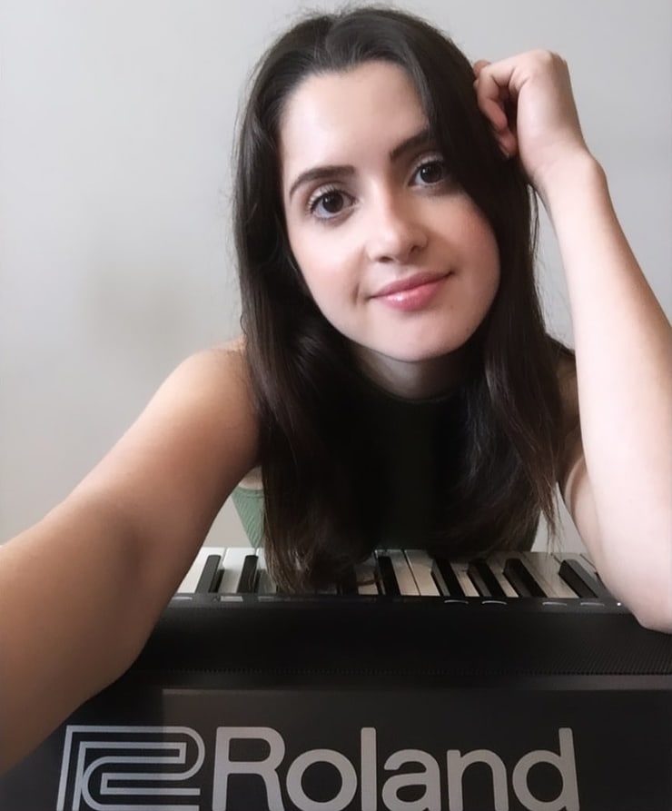 Laura Marano