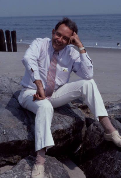 Robin Leach