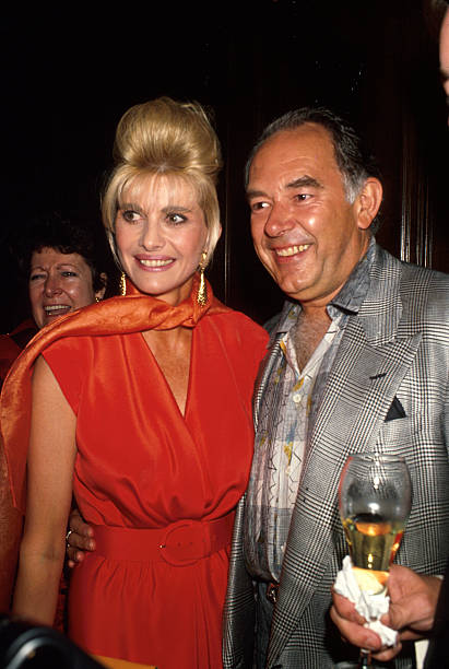 Robin Leach