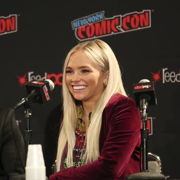 Natalie Alyn Lind