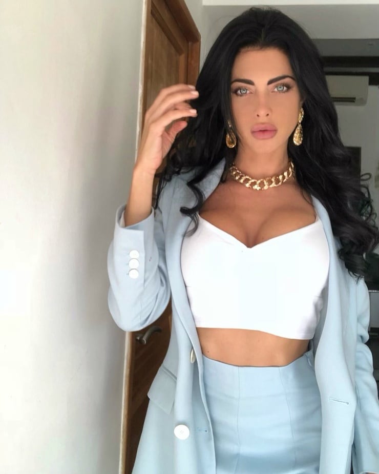Stella Versini Stella Versini