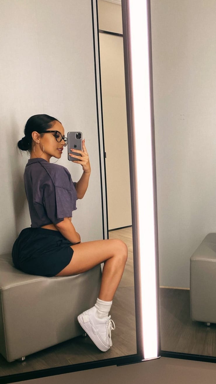 Becky G.