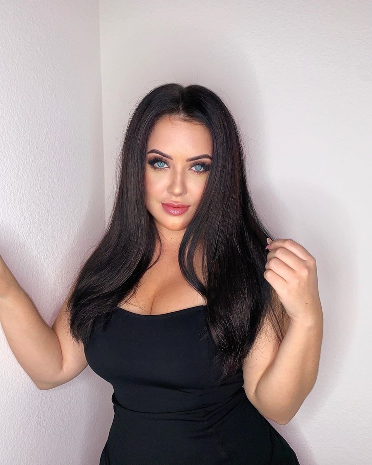 Holly Luyah