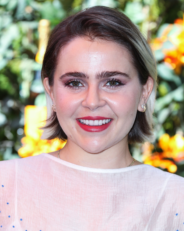 Mae Whitman