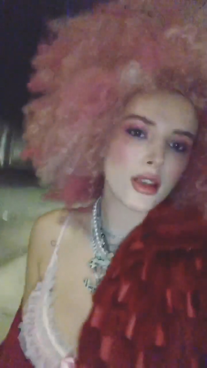 Bella Thorne