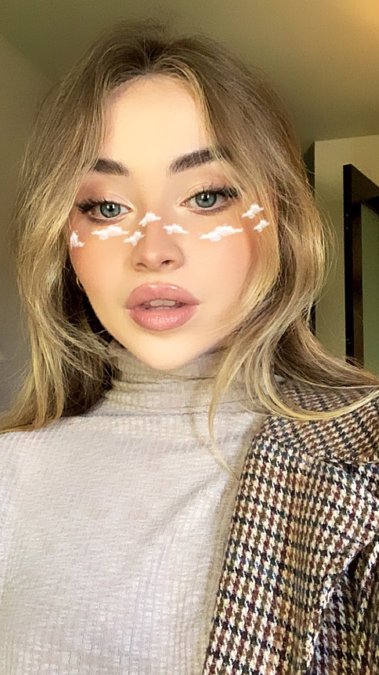 Sabrina Carpenter