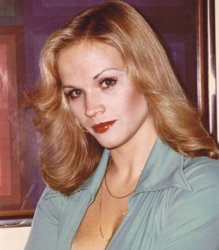 Lindsay Bloom