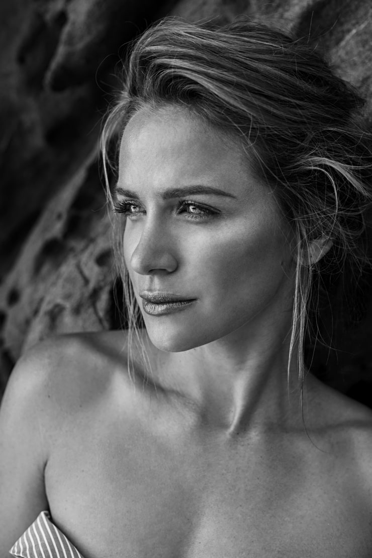 Picture of Shantel VanSanten