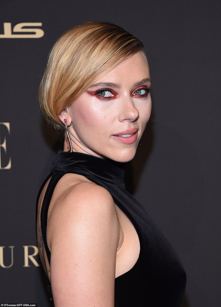 Scarlett Johansson Scarlett Johansson