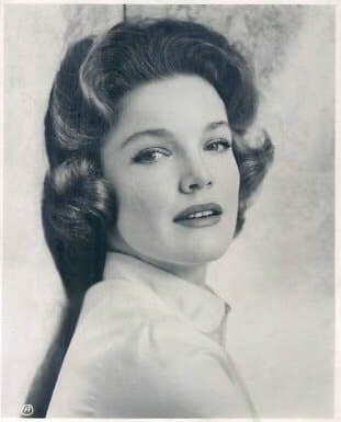 Pippa Scott
