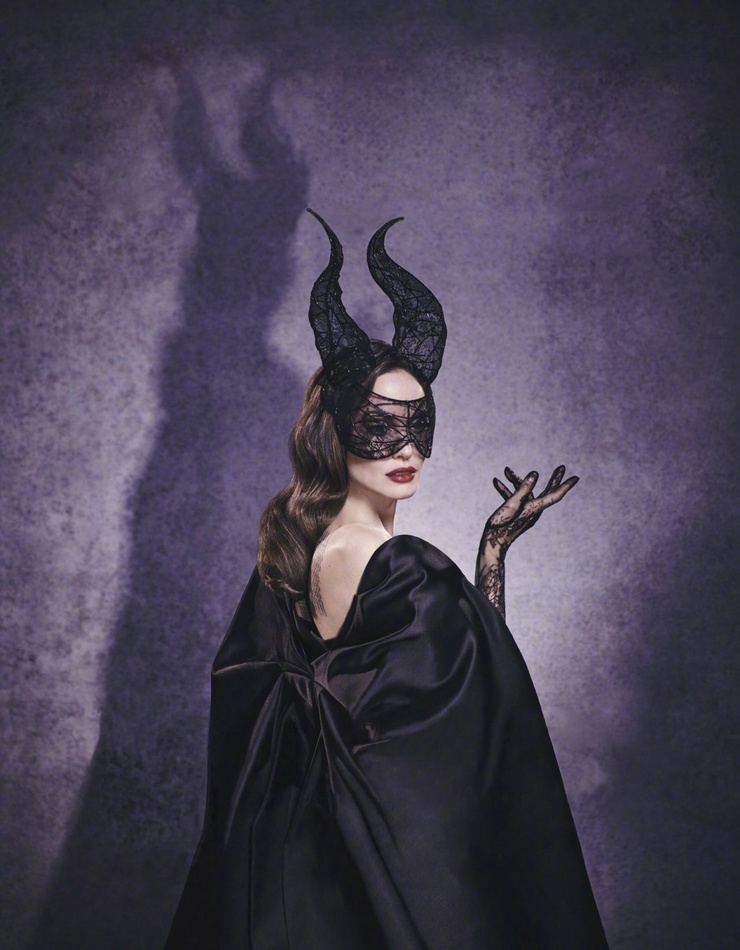 Angelina Jolie Angelina Jolie