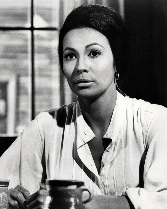 Barbara Luna Barbara Luna