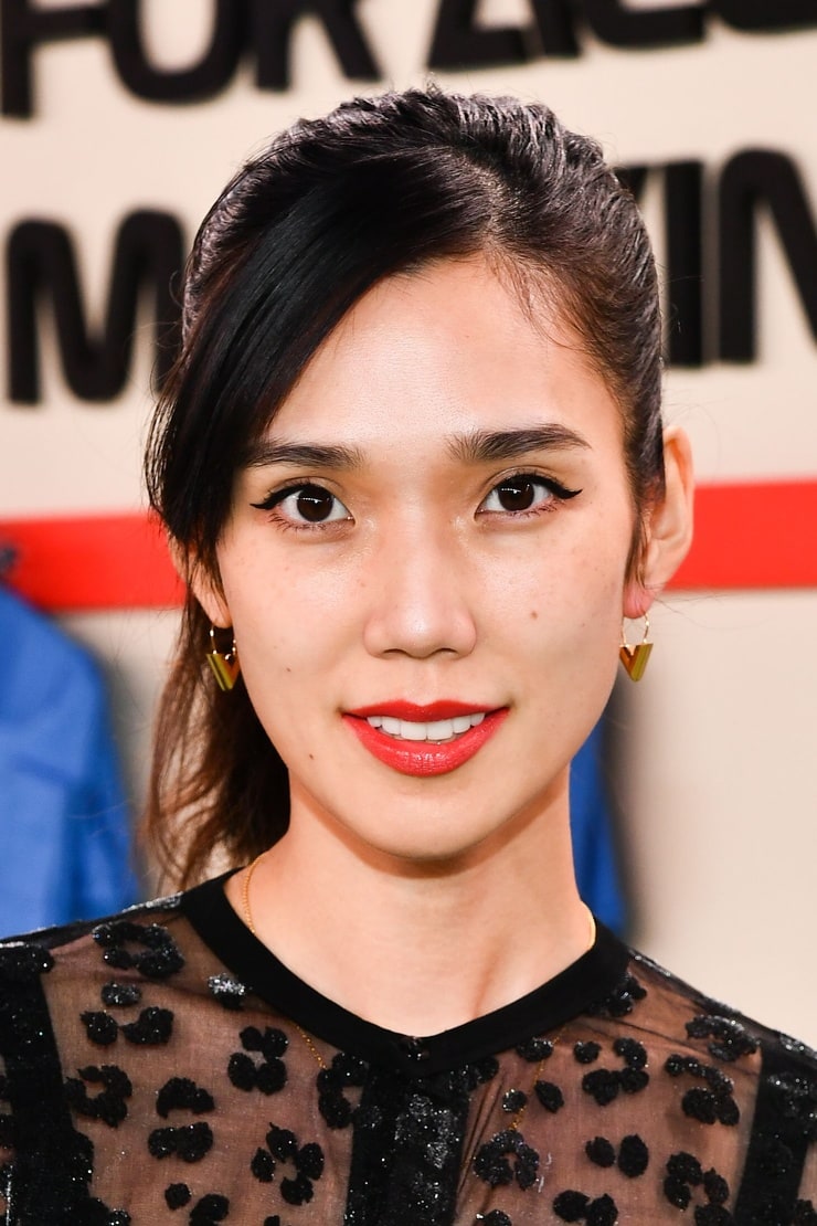 tao okamoto body