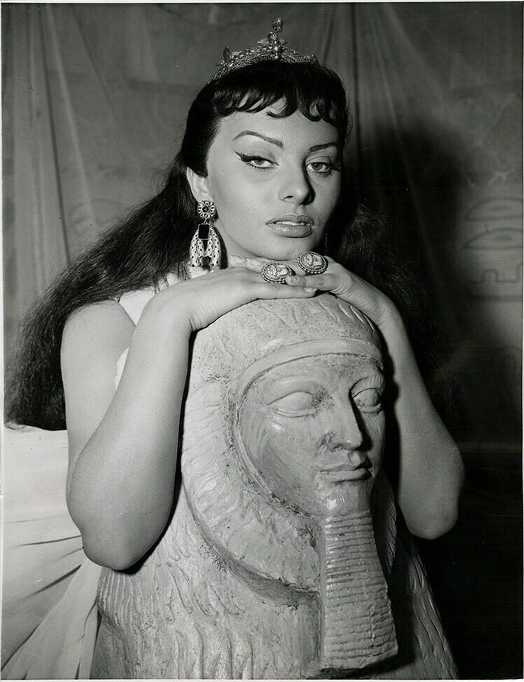 Due notti con Cleopatra (1964)