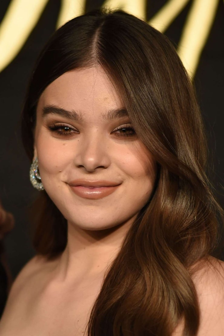 Hailee Steinfeld