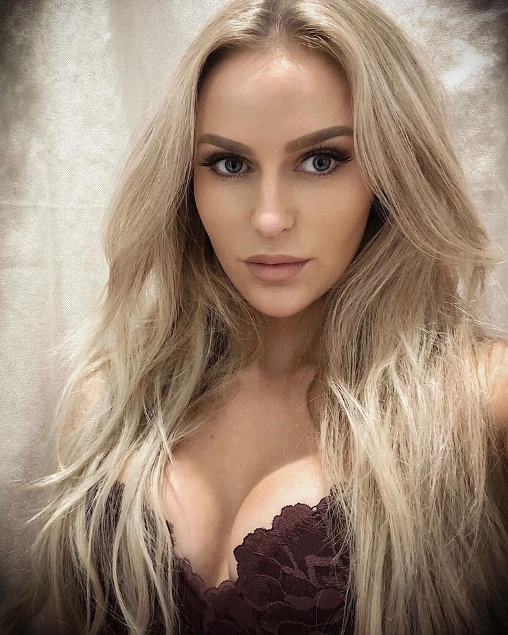 ANNA NYSTRÖM ANNA NYSTRÖM