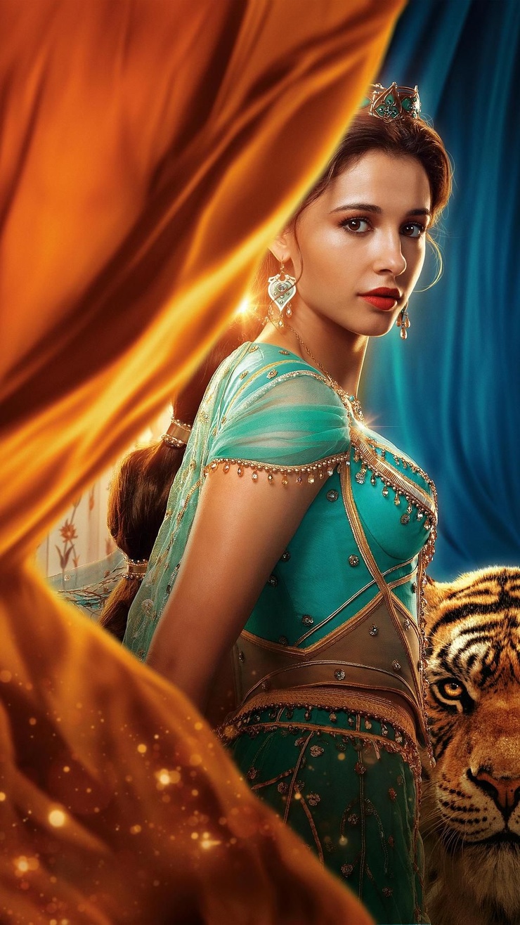Jasmine (Naomi Scott)