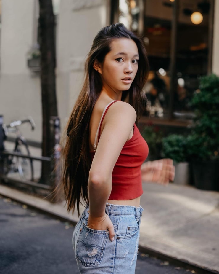Lily Chee Lily Chee