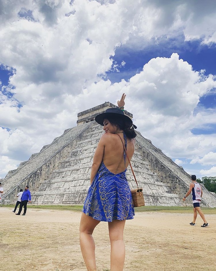 Mayra Leal