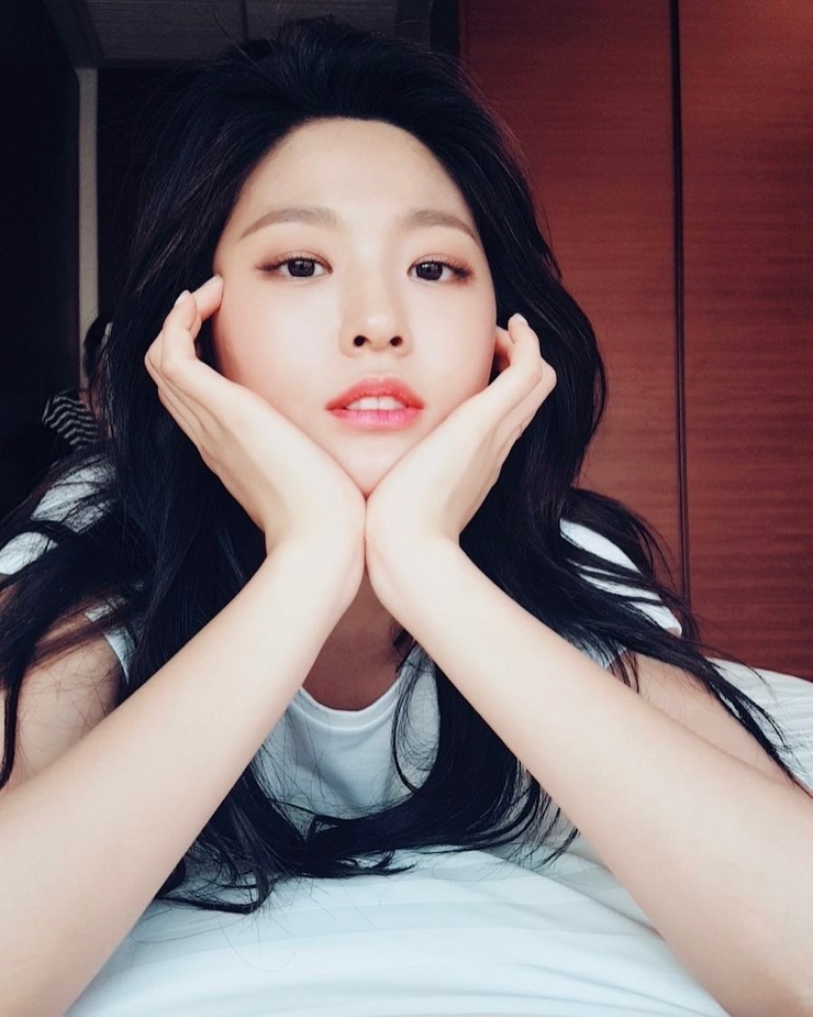 Seol-Hyun Kim Seol-Hyun Kim