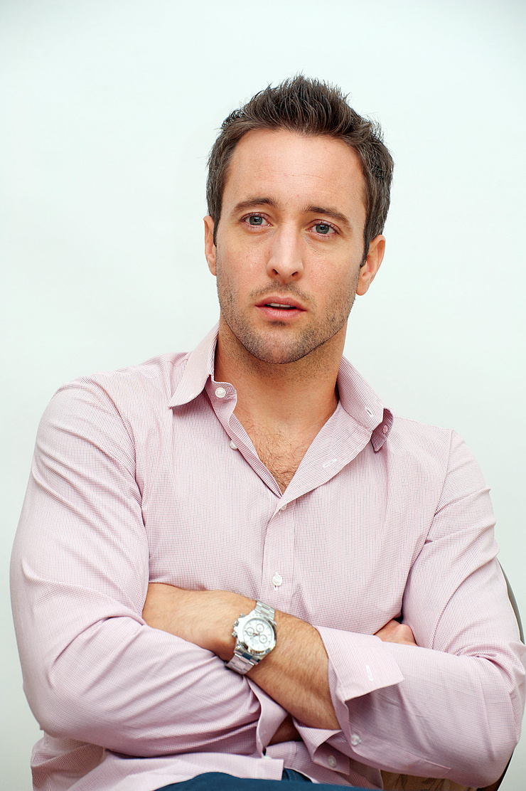 Alex O'Loughlin