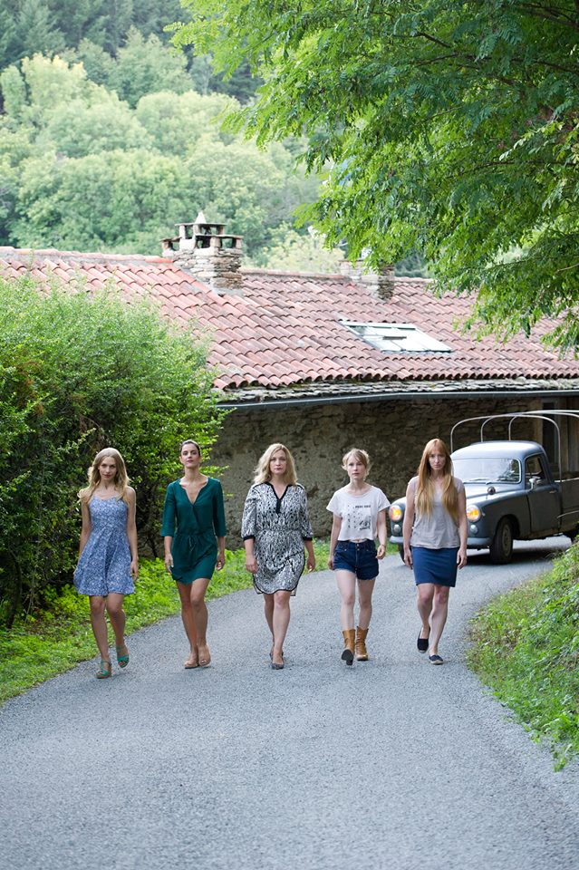 5 Frauen