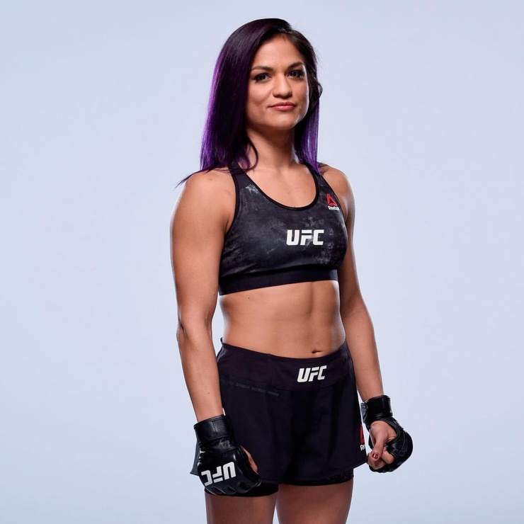 Cynthia Calvillo
