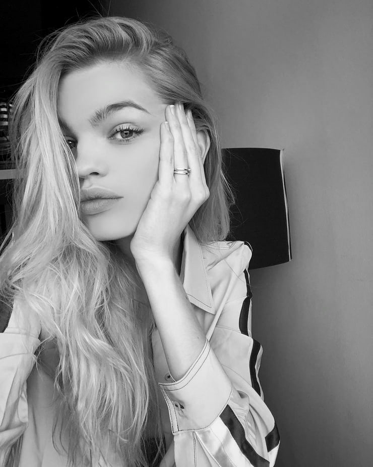 Daphne Groeneveld Daphne Groeneveld